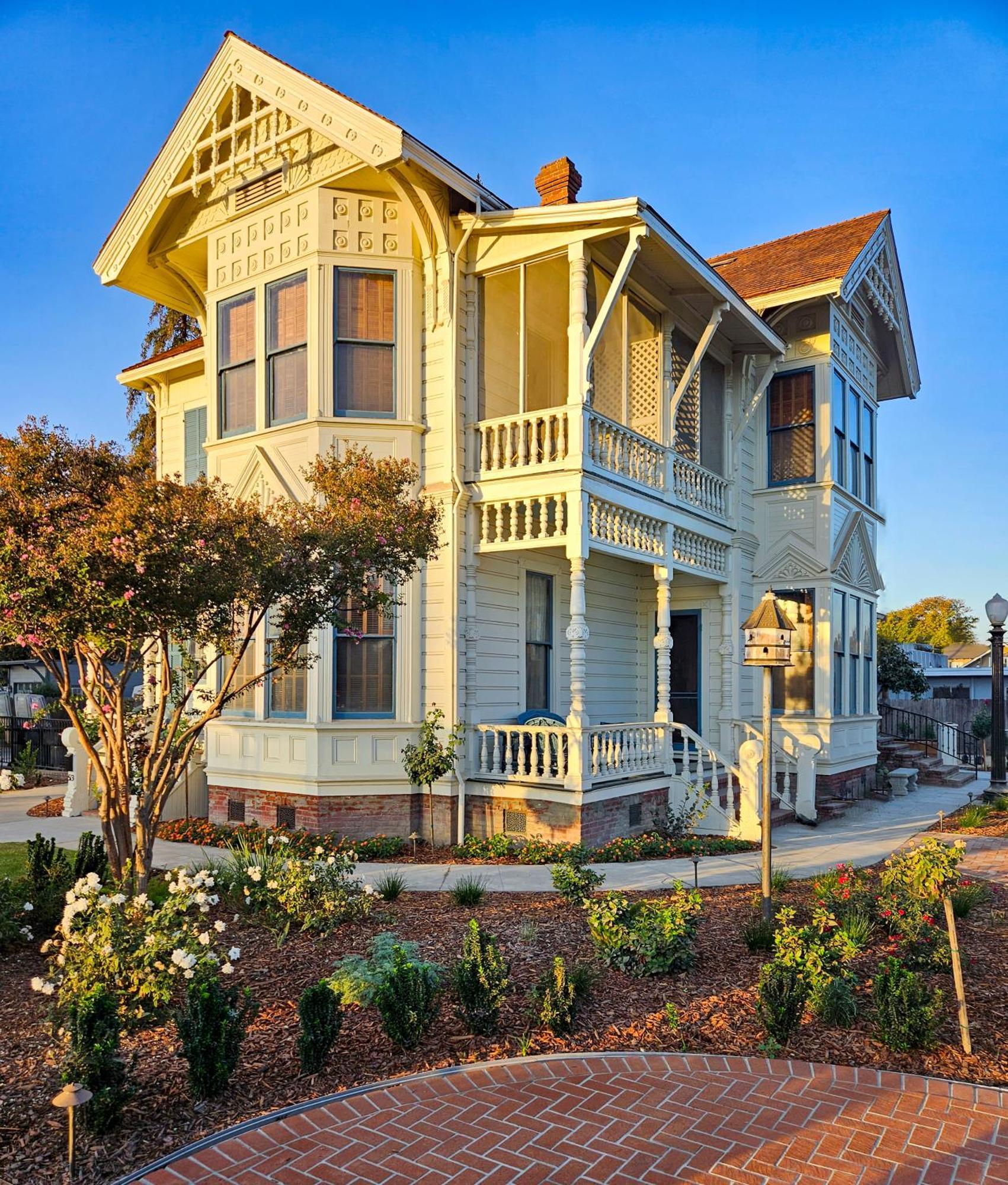 The Jd Hyde Historic Inn バイセイリア エクステリア 写真
