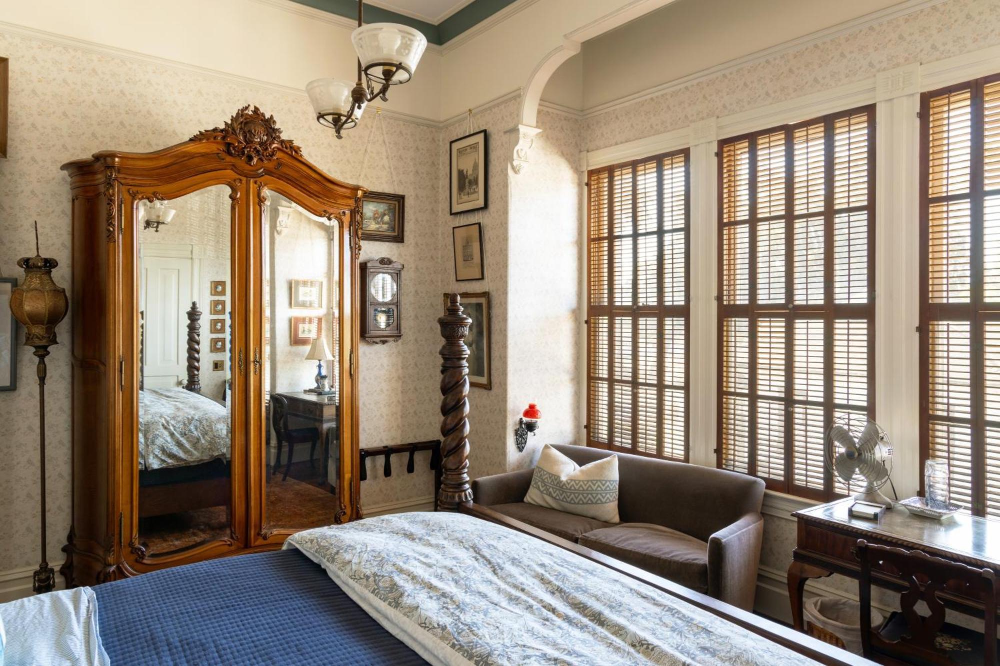 The Jd Hyde Historic Inn バイセイリア エクステリア 写真