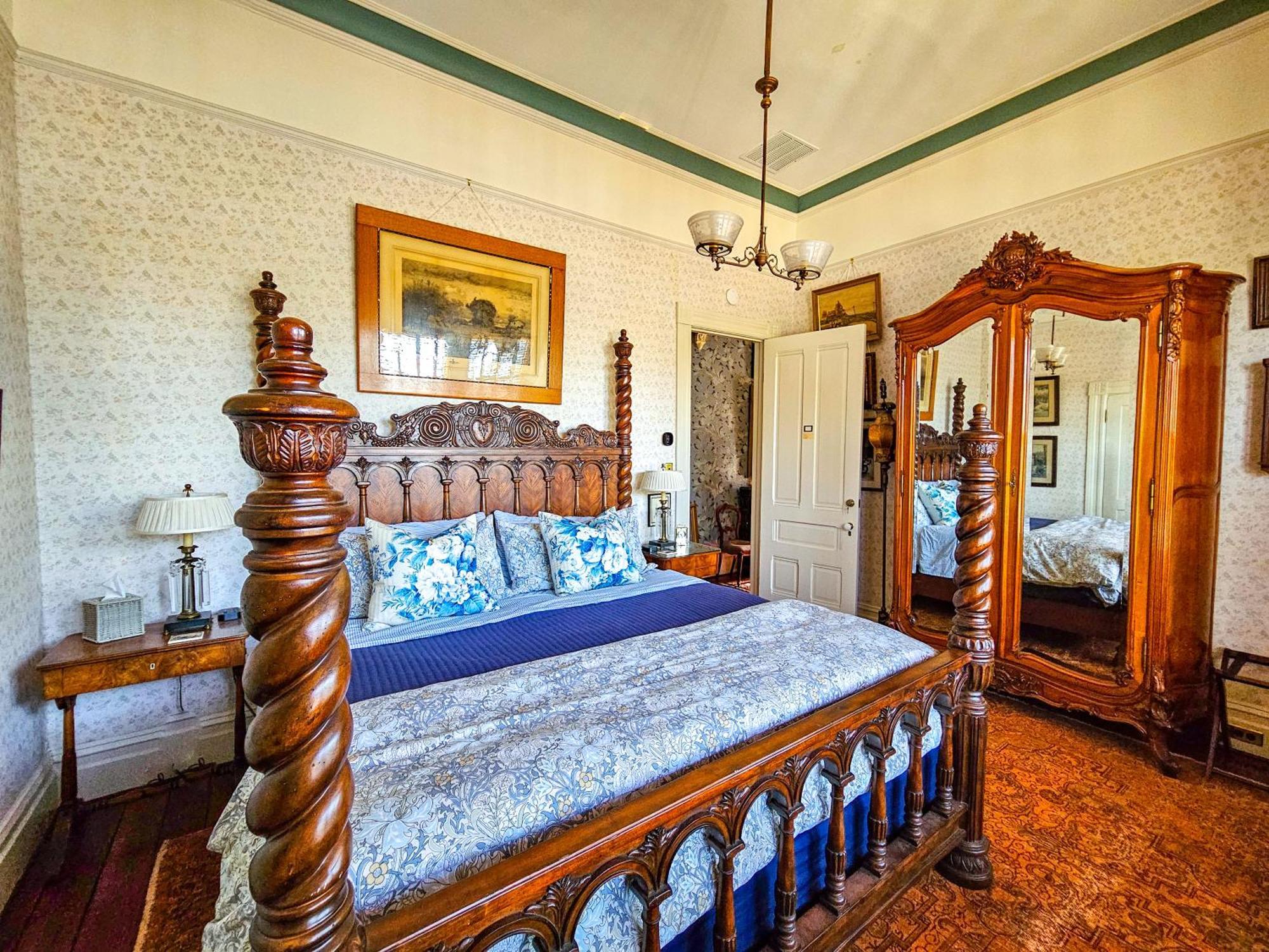The Jd Hyde Historic Inn バイセイリア エクステリア 写真