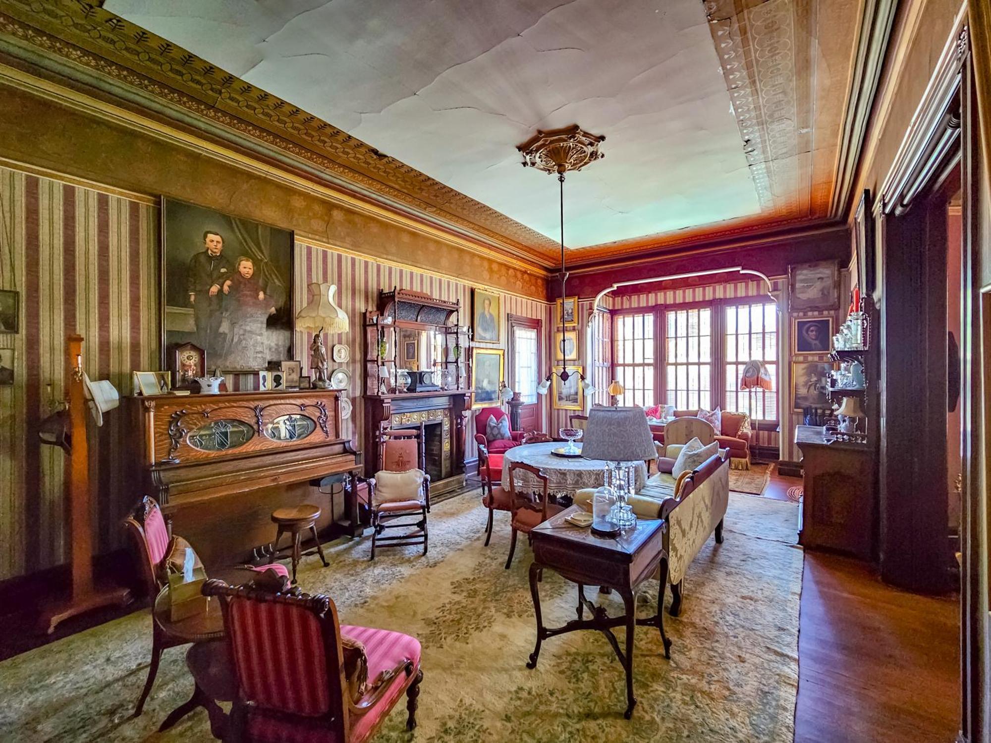 The Jd Hyde Historic Inn バイセイリア エクステリア 写真