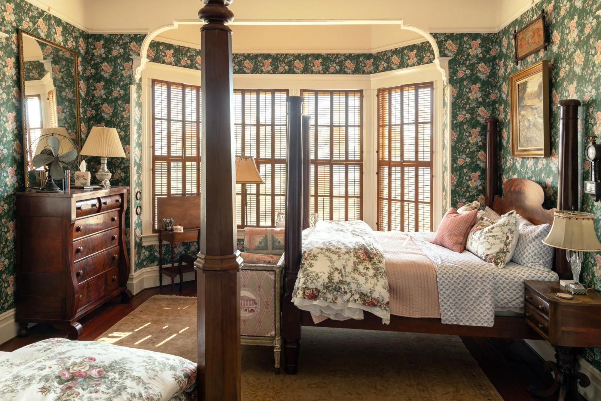 The Jd Hyde Historic Inn バイセイリア エクステリア 写真
