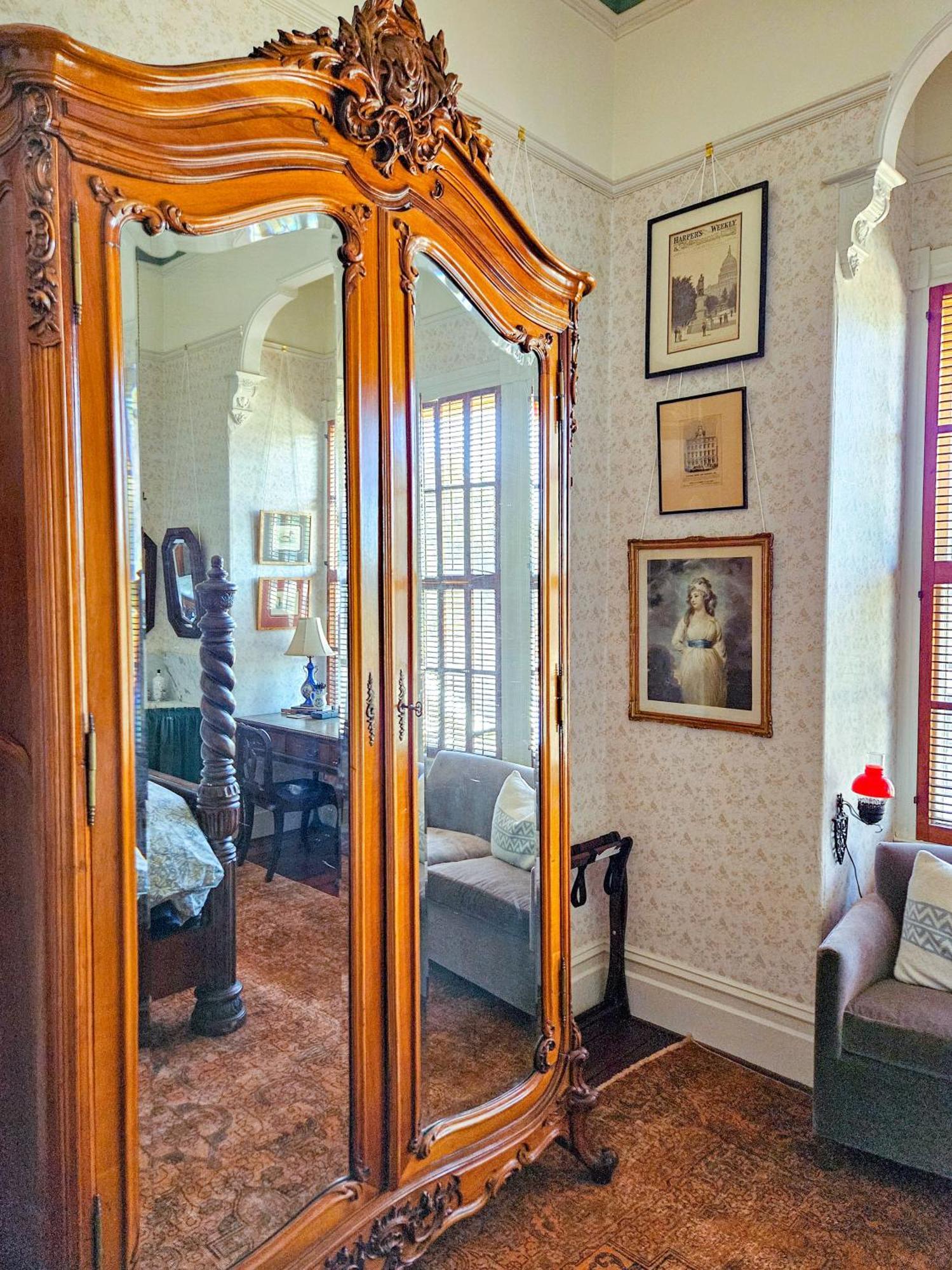 The Jd Hyde Historic Inn バイセイリア エクステリア 写真
